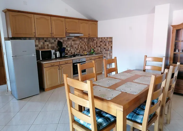 Apartman Monte Cristo 500M Do Plaze-Beach